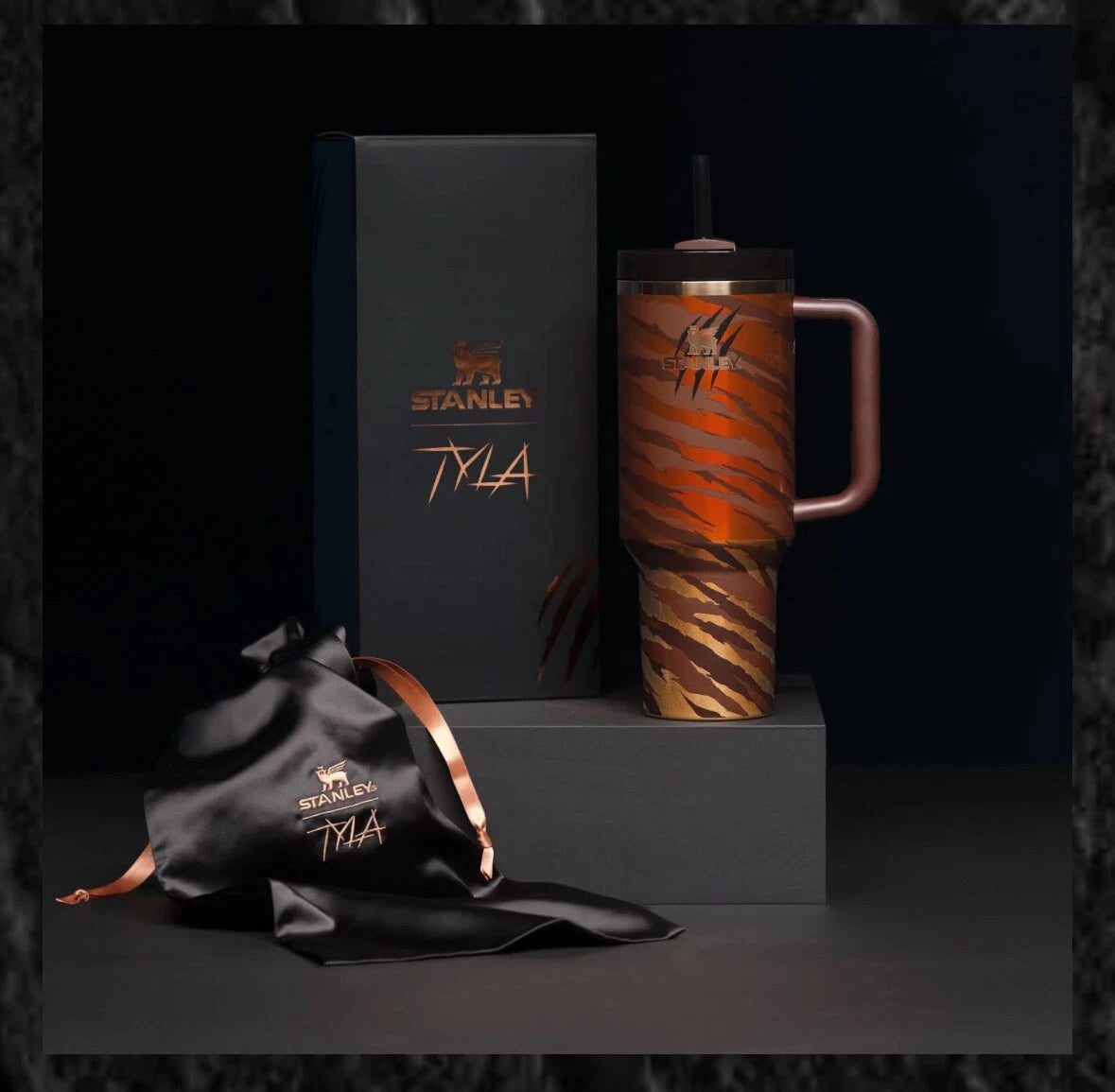 Stanley x Tyla Tyger Quencher H2.0 FlowState Tumbler – Limited Edition – 40 oz (Preorder)