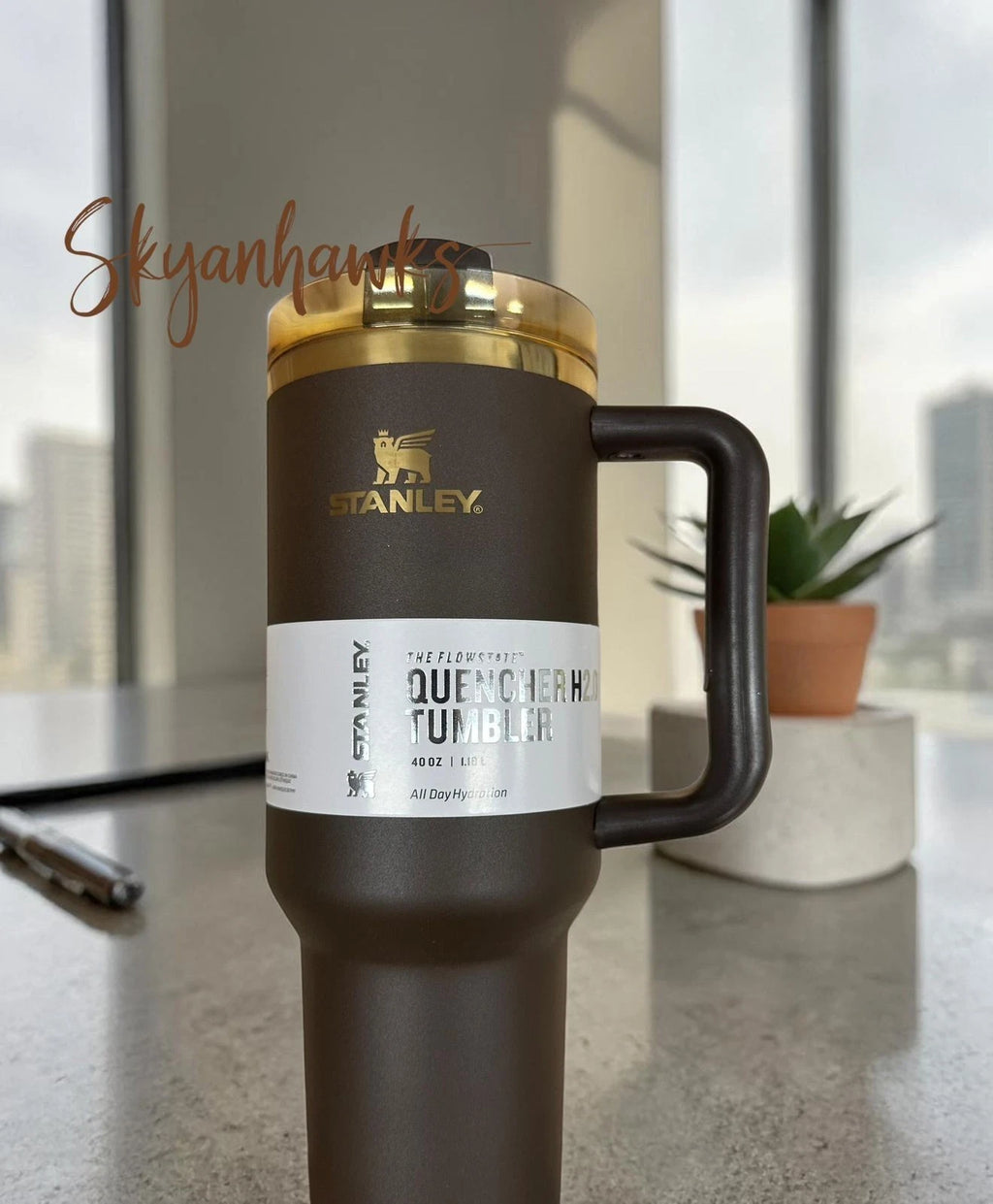 Stanley Chocolate Gold Quencher H2.0 FlowState 40oz Tumbler with Handle – Factory Sealed