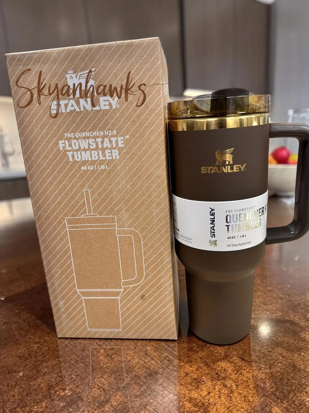 Stanley Chocolate Gold Quencher H2.0 FlowState 40oz Tumbler with Handle – Factory Sealed