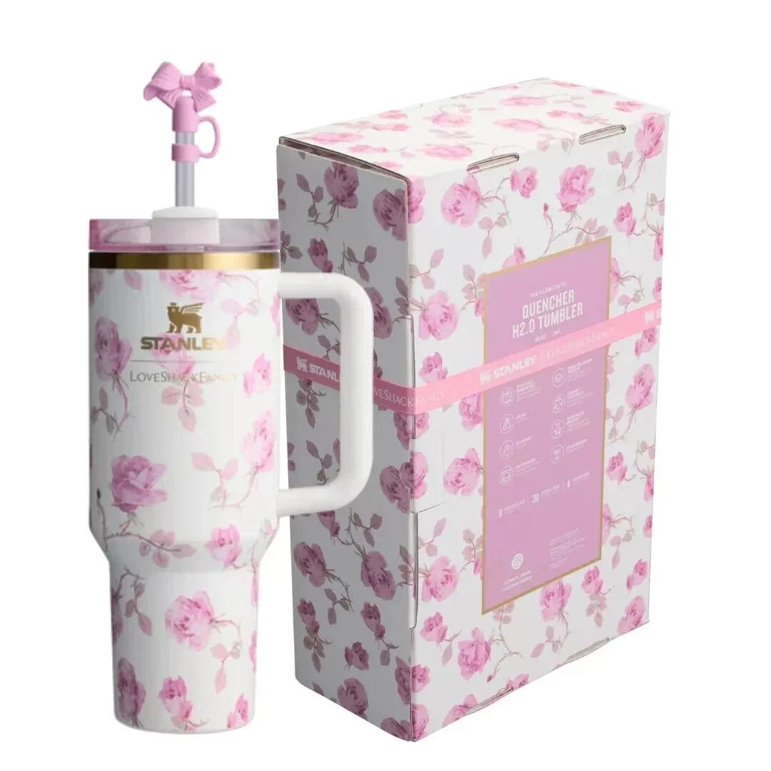 Stanley x LoveShackFancy Quencher H2.0 FlowState Tumbler – Ribbon Rosa – 40 oz